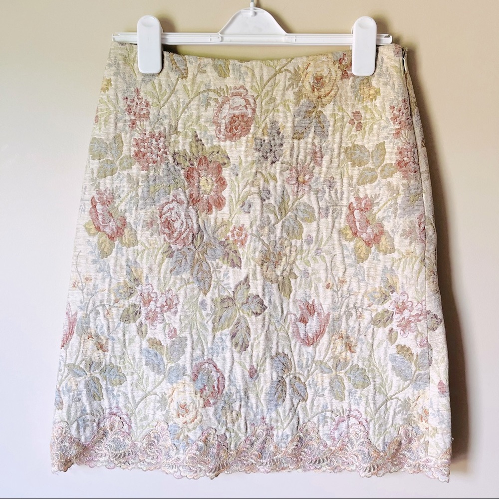 Vintage Cottagecore Floral Brocade Skirt - Size 6